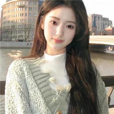 小镇春回